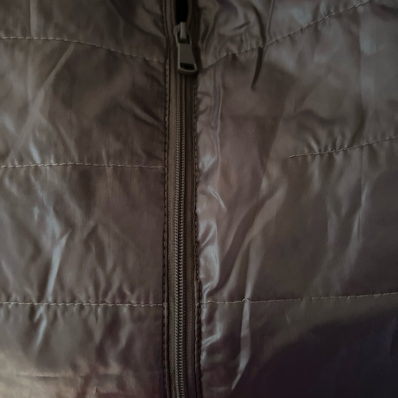 EUC Women's  West Loop PACKABLE JACKET Quilted Med W/Bag Gray Zip Pockets EUC - Picture 4 of 6